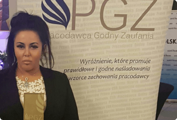 Взяття нагороди PGZ Магдалена Копач – власниця фірмиCJK